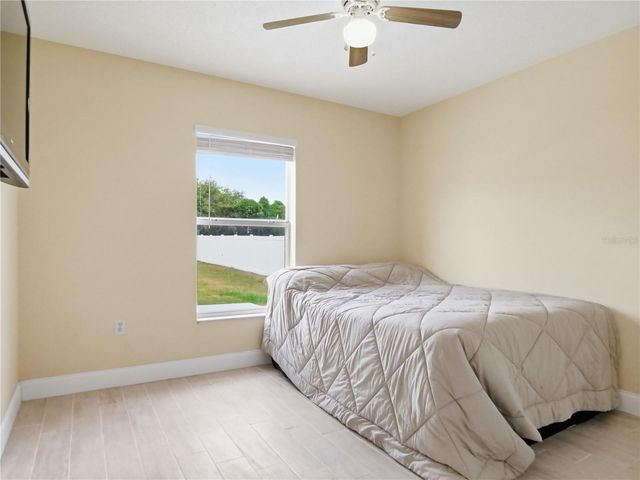 5553 MOON VALLEY DRIVE, Lakeland, FL 33812
