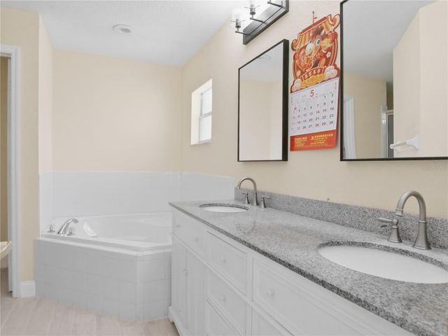 5553 MOON VALLEY DRIVE, Lakeland, FL 33812