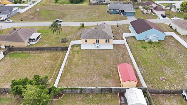 5553 MOON VALLEY DRIVE, Lakeland, FL 33812