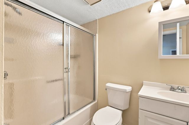 80 Stanton Street 2, Worcester, MA 01605