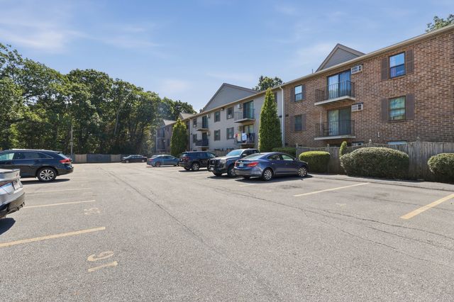 80 Stanton Street 2, Worcester, MA 01605