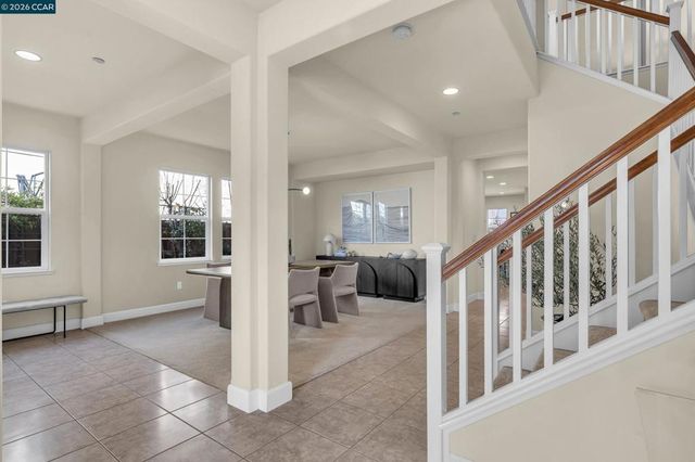 733 733 W Questa Trl, Mountain House, CA 95391