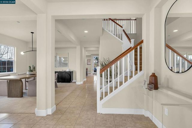 733 733 W Questa Trl, Mountain House, CA 95391