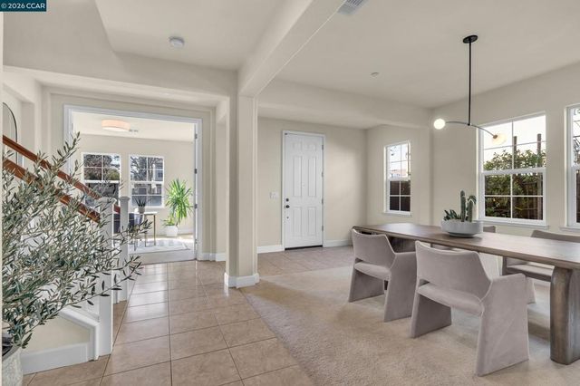 733 733 W Questa Trl, Mountain House, CA 95391