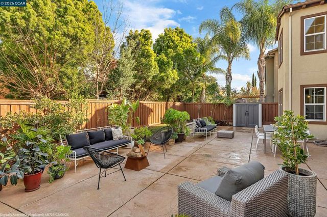 733 733 W Questa Trl, Mountain House, CA 95391