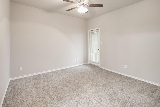 550 Hayes Lane, College Station, TX 77845