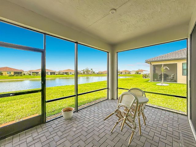 27051 SW Viterbo Way, Port St. Lucie, FL 34986