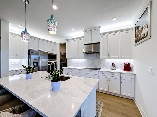 27051 SW Viterbo Way, Port St. Lucie, FL 34986