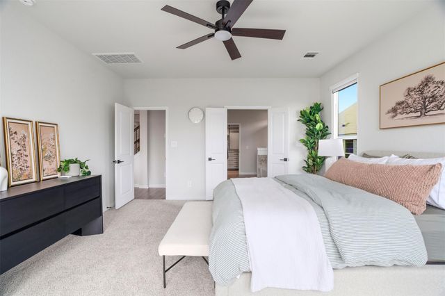 621 Goldenwave WAY, Liberty Hill, TX 78642