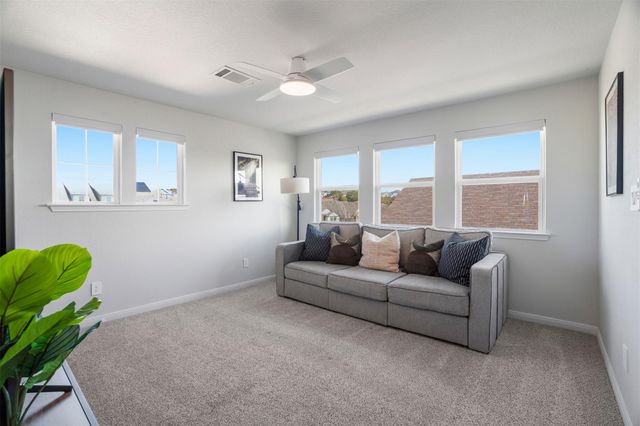 621 Goldenwave WAY, Liberty Hill, TX 78642