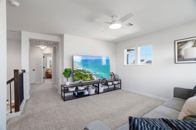 621 Goldenwave WAY, Liberty Hill, TX 78642