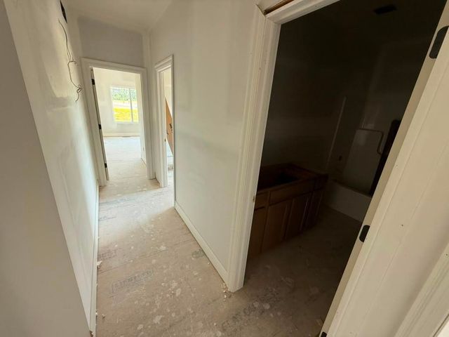 1620 E Midway Ct, Valley Center, KS 67147