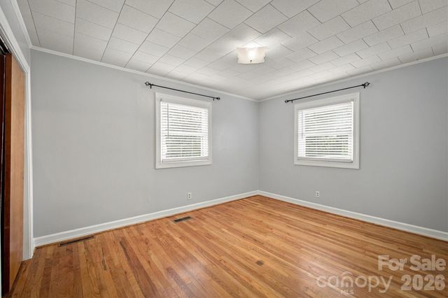 316 Hibriten Drive SW, Lenoir, NC 28645