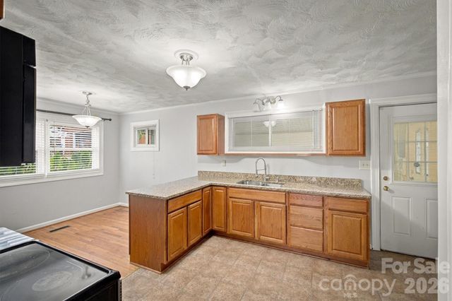 316 Hibriten Drive SW, Lenoir, NC 28645