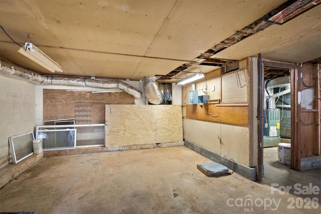 316 Hibriten Drive SW, Lenoir, NC 28645