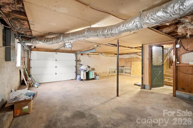 316 Hibriten Drive SW, Lenoir, NC 28645