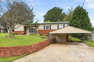 316 Hibriten Drive SW, Lenoir, NC 28645
