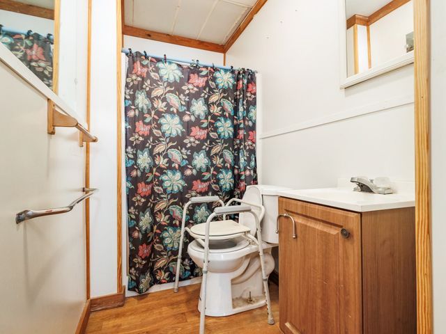 203 Avenue E, Blanket, TX 76432