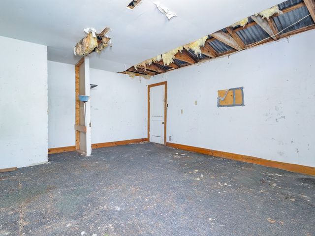 203 Avenue E, Blanket, TX 76432