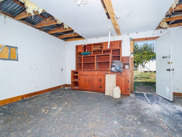 203 Avenue E, Blanket, TX 76432