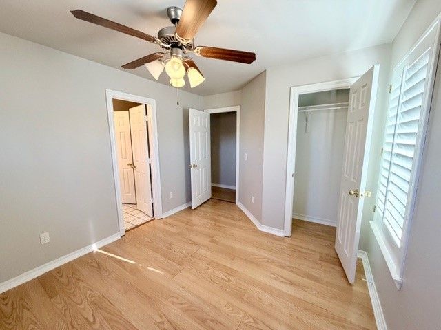 884 N Meadowlands Drive, Fayetteville, AR 72704