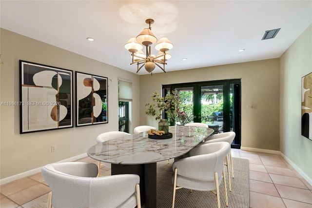 2011 NE 211th Ter, Miami, FL 33179