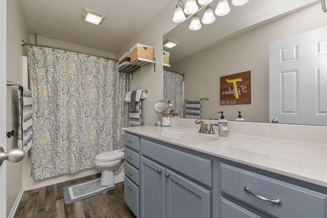 1331 E 18th Street, Norwalk, IA 50211