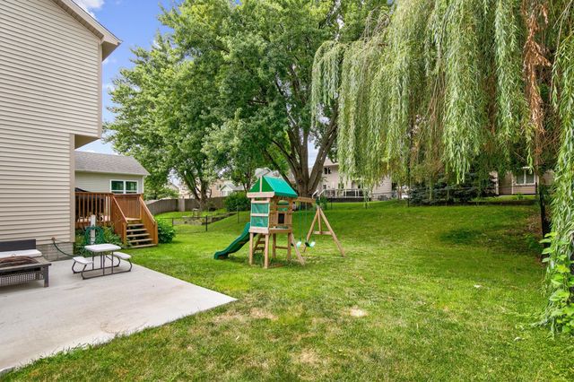 1331 E 18th Street, Norwalk, IA 50211