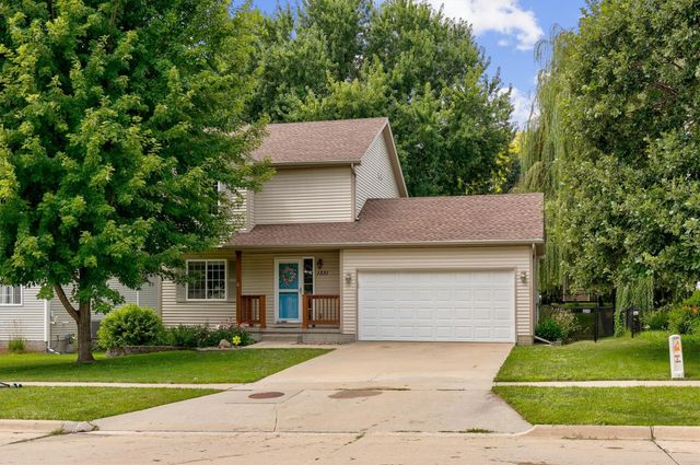 1331 E 18th Street, Norwalk, IA 50211