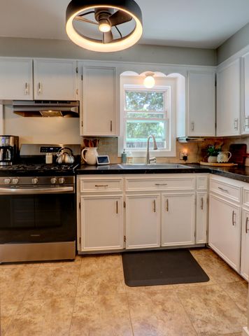 822 Aldon Street SW, Wyoming, MI 49509