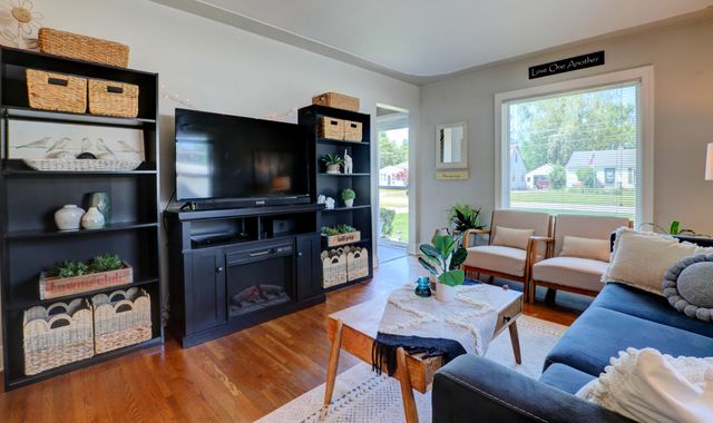 822 Aldon Street SW, Wyoming, MI 49509