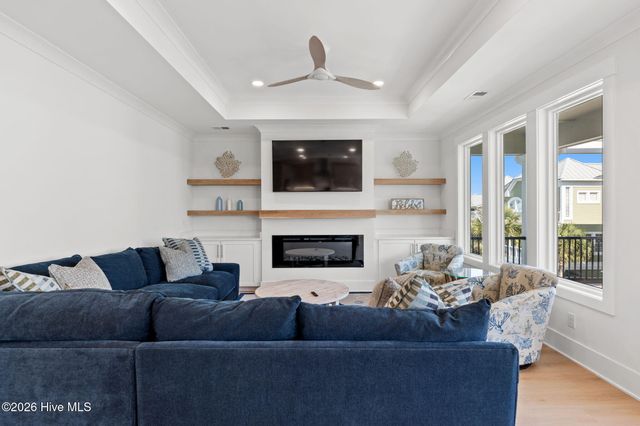 290 E Second Street, Ocean Isle Beach, NC 28469