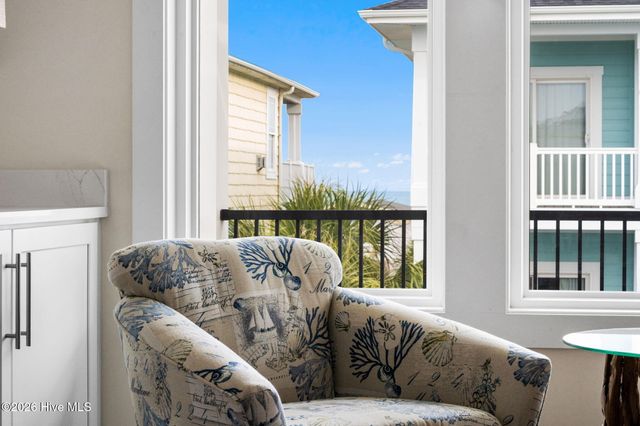 290 E Second Street, Ocean Isle Beach, NC 28469