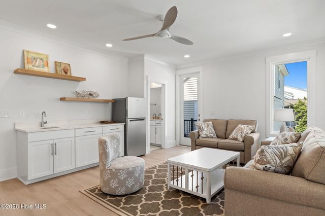 290 E Second Street, Ocean Isle Beach, NC 28469