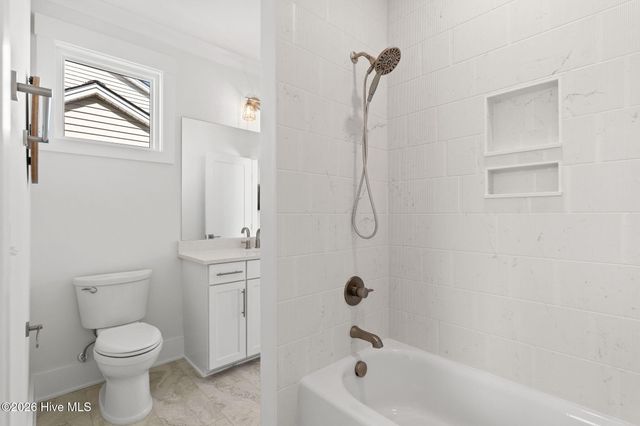 290 E Second Street, Ocean Isle Beach, NC 28469