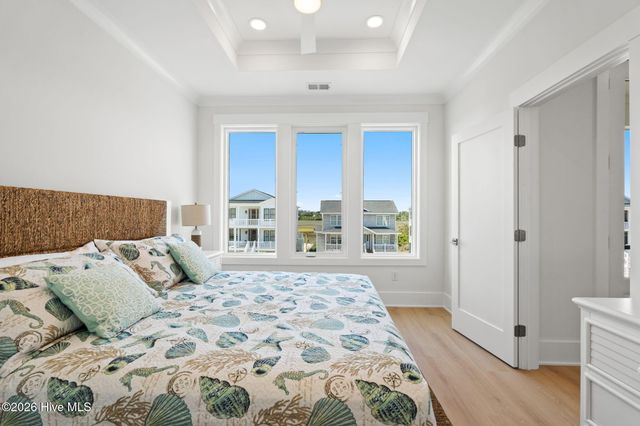290 E Second Street, Ocean Isle Beach, NC 28469