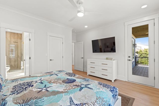 290 E Second Street, Ocean Isle Beach, NC 28469