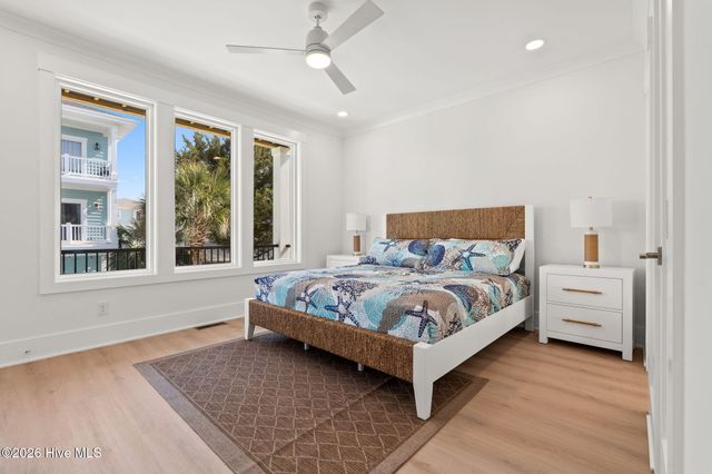 290 E Second Street, Ocean Isle Beach, NC 28469