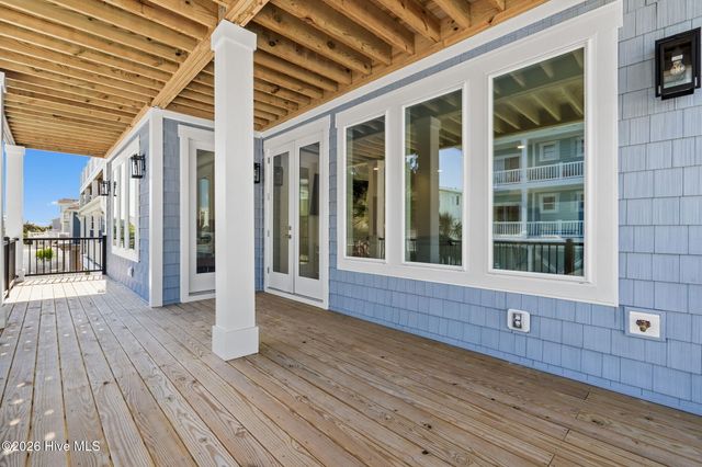 290 E Second Street, Ocean Isle Beach, NC 28469