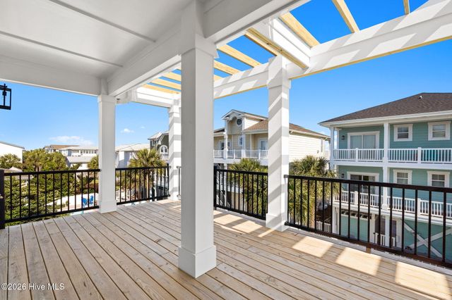 290 E Second Street, Ocean Isle Beach, NC 28469