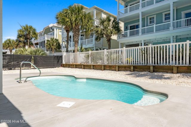 290 E Second Street, Ocean Isle Beach, NC 28469