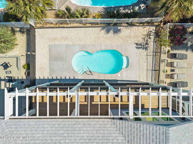 290 E Second Street, Ocean Isle Beach, NC 28469
