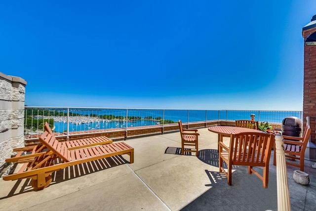 3100 N Lake Shore Drive 1506, Chicago, IL 60657