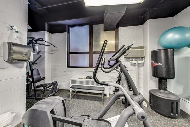 3100 N Lake Shore Drive 1506, Chicago, IL 60657