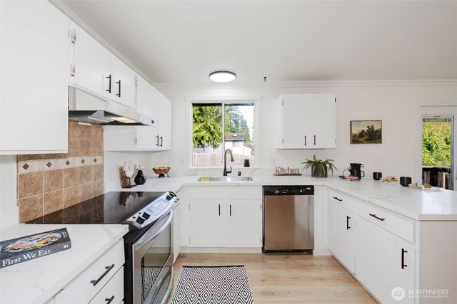 7275 E Harrison Street, Port Orchard, WA 98366