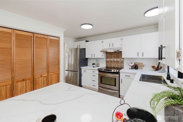 7275 E Harrison Street, Port Orchard, WA 98366