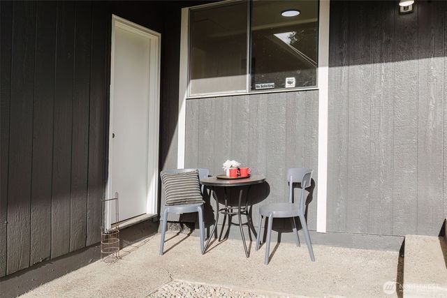 7275 E Harrison Street, Port Orchard, WA 98366