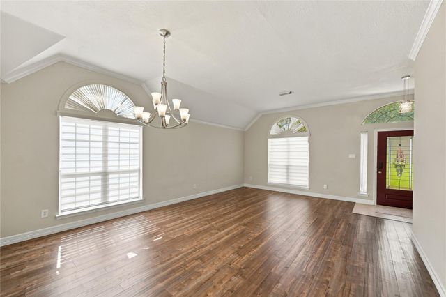 10010 Red Mesa Drive, Houston, TX 77095