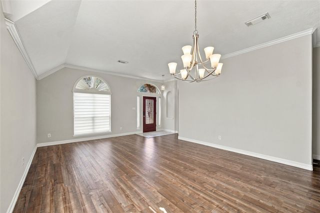 10010 Red Mesa Drive, Houston, TX 77095