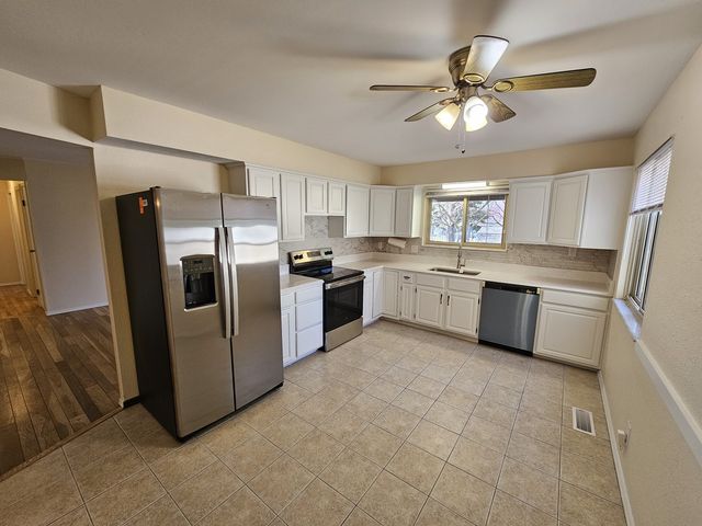 57 Cherry Drive, Mt Vernon, IL 62864